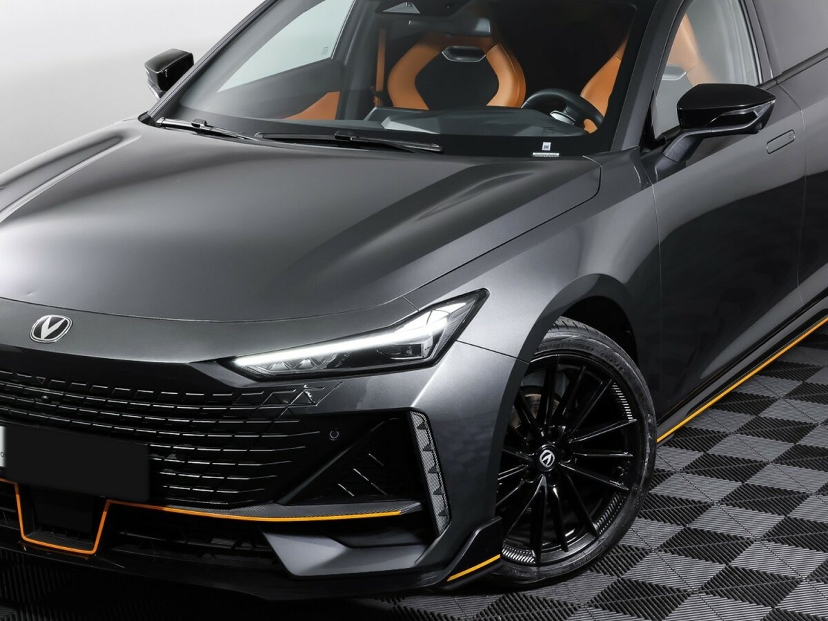 Чанган УНИ-В б/у, 2023, Роботизированная. Фото: #23