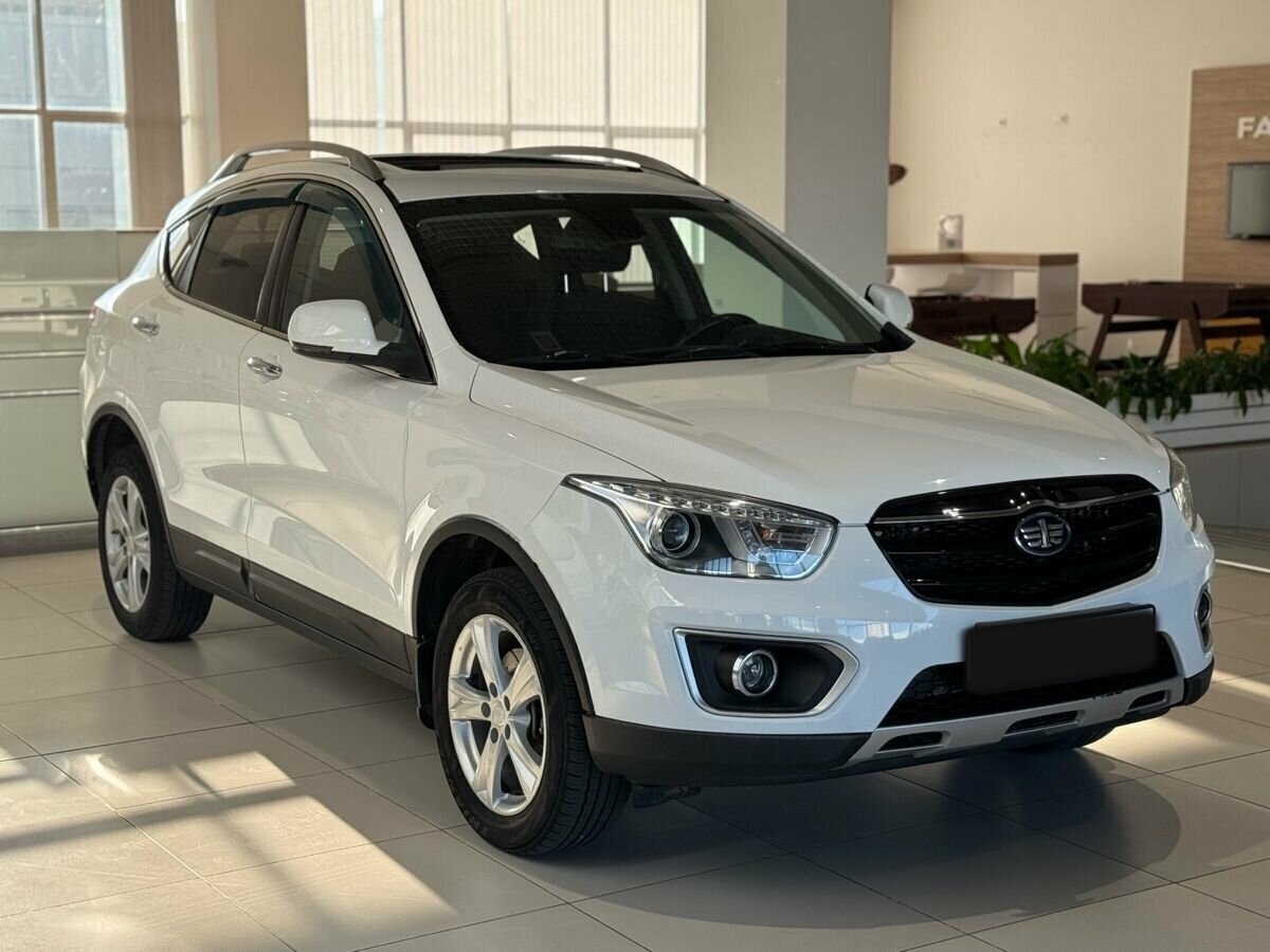 FAW Besturn X80 б/у, 2017, Автоматическая. Фото: #2