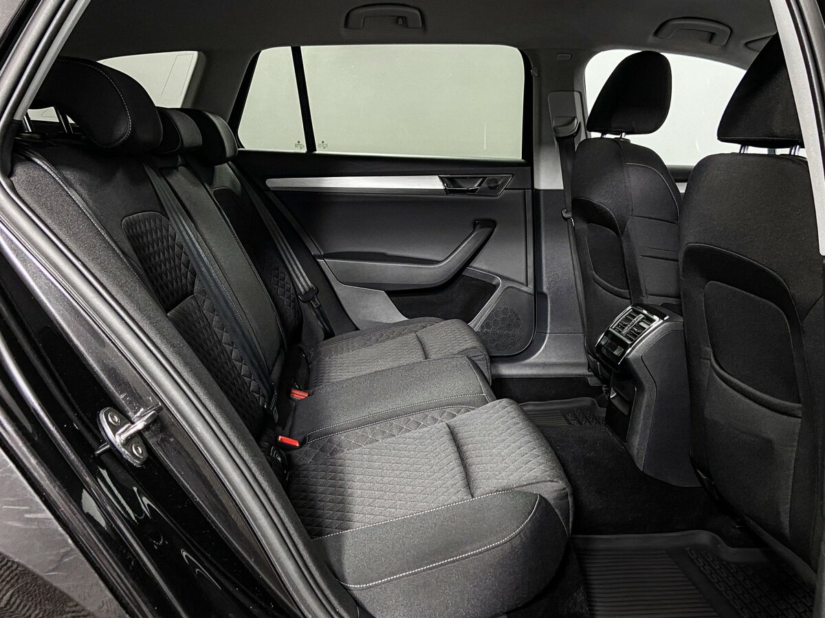 Skoda Superb б/у, 2020, Роботизированная. Фото: #8