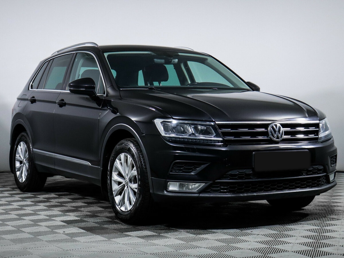 Volkswagen Tiguan б/у, 2017, Роботизированная. Фото: #2