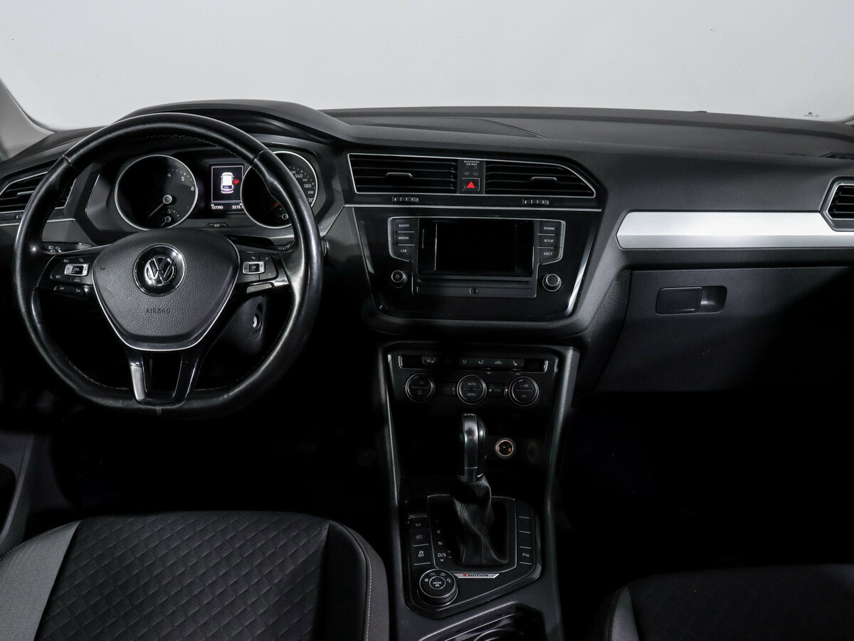 Volkswagen Tiguan б/у, 2017, Роботизированная. Фото: #9