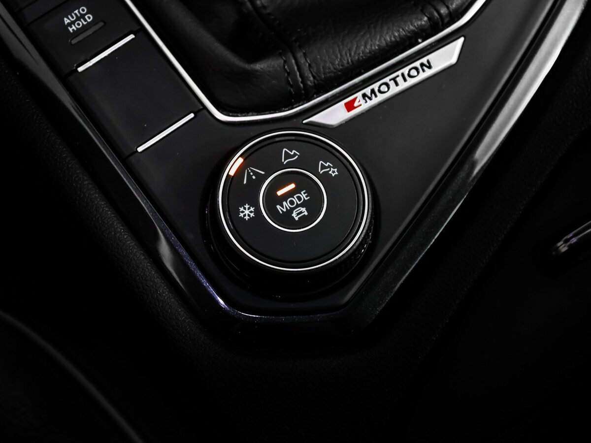 Volkswagen Tiguan б/у, 2020, Роботизированная. Фото: #16