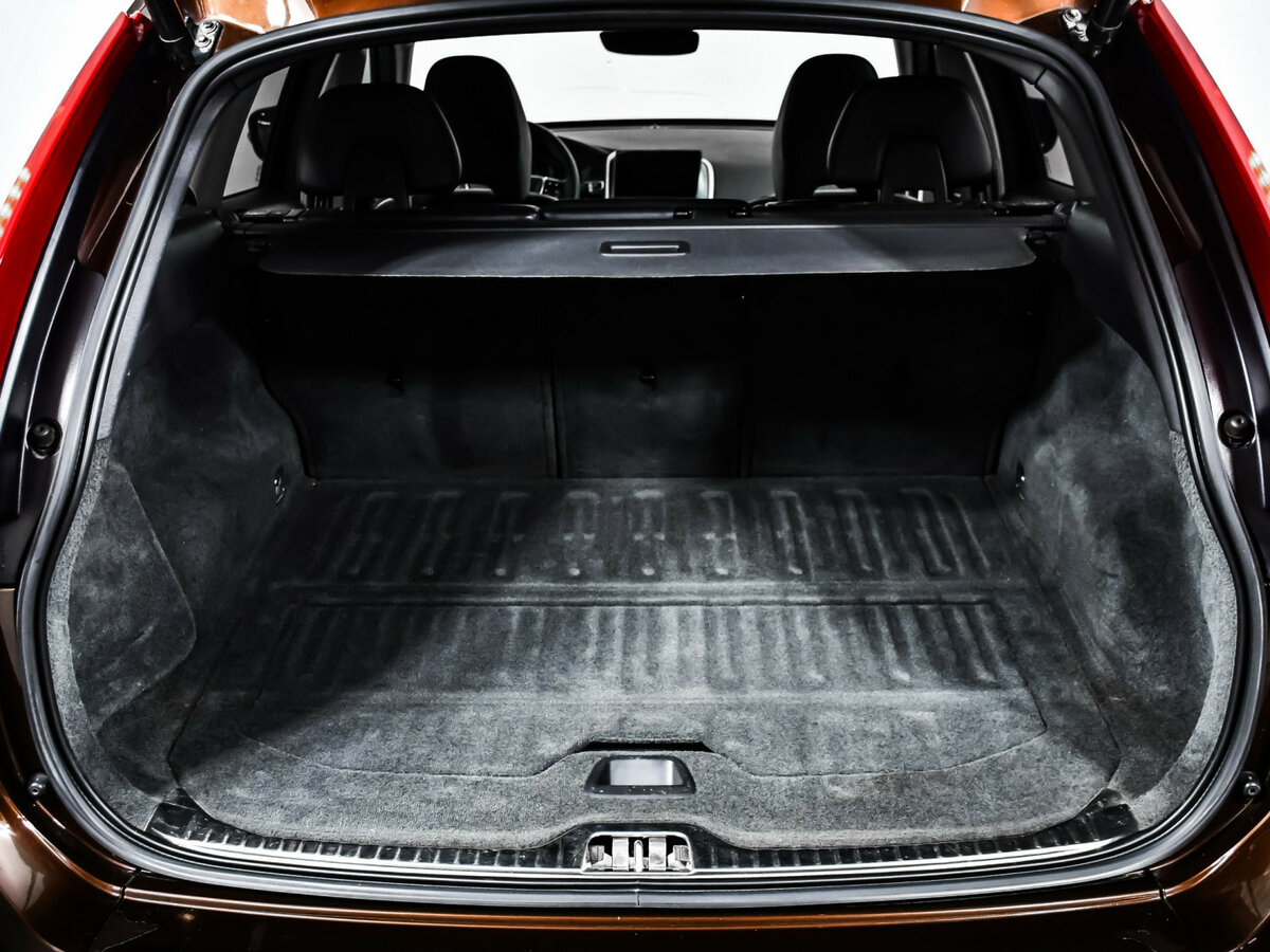 Вольво ИксЦ60 б/у, 2015, Автоматическая. Фото: #16