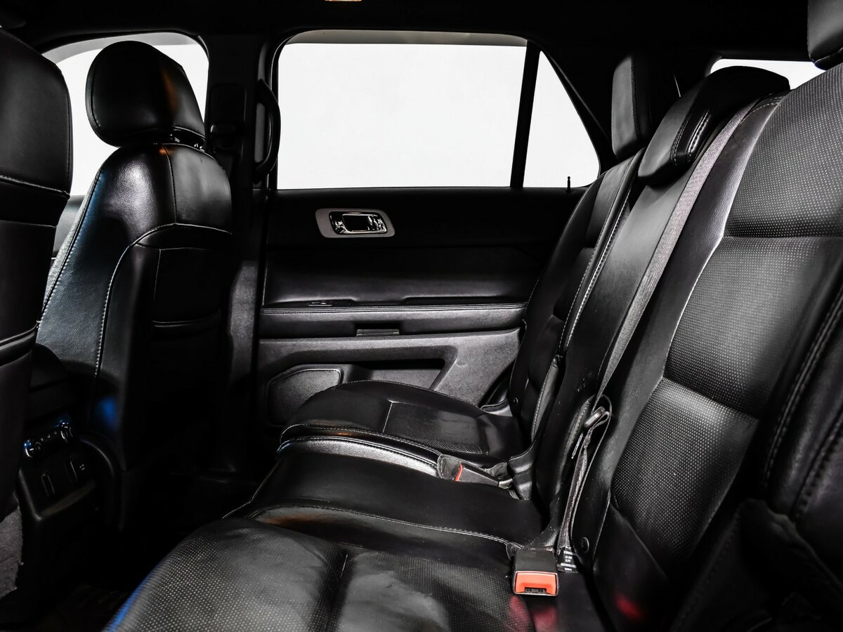 Ford Explorer б/у, 2013, Автоматическая. Фото: #9