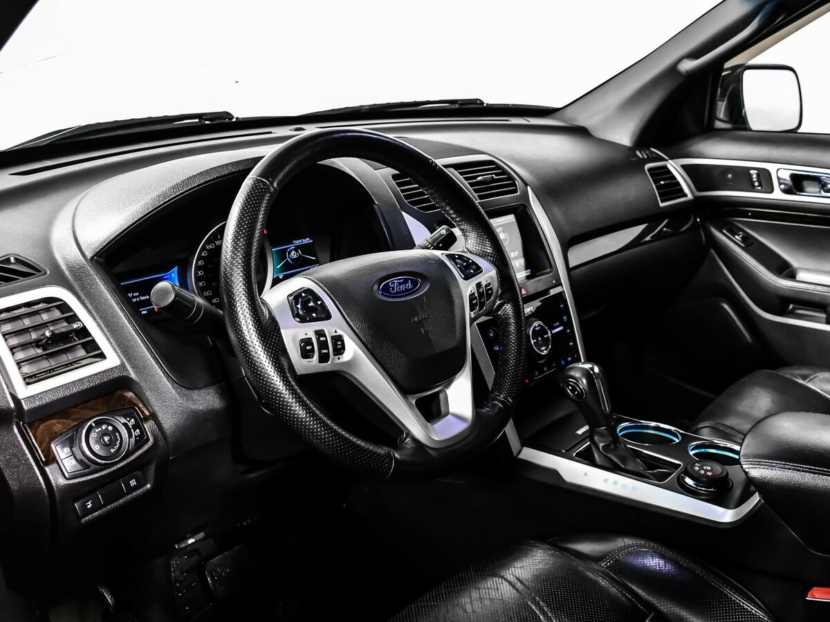 Ford Explorer б/у, 2013, Автоматическая. Фото: #10