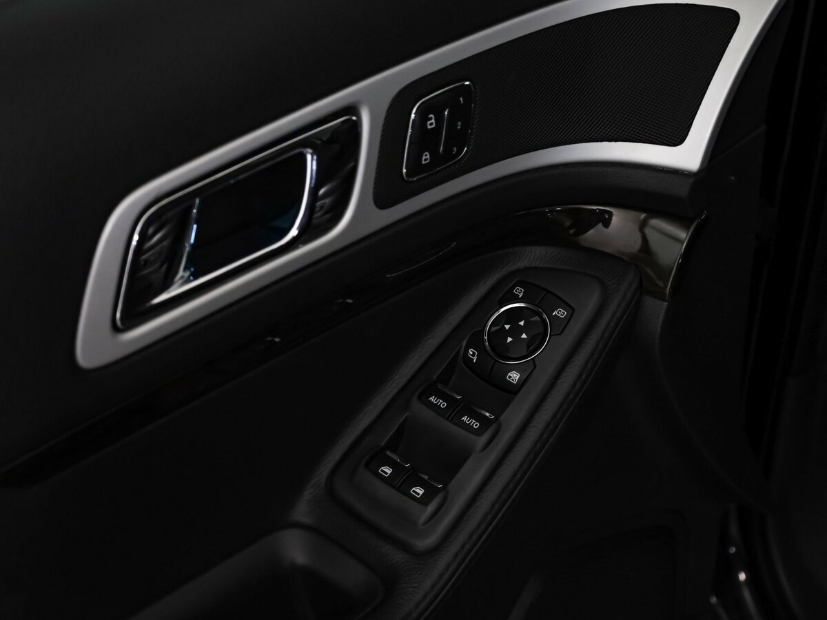 Ford Explorer б/у, 2013, Автоматическая. Фото: #12