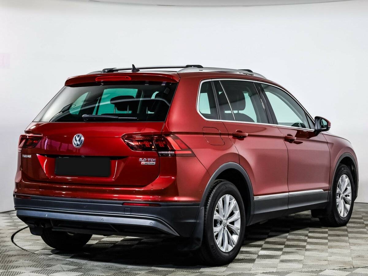 Volkswagen Tiguan б/у, 2017, Роботизированная. Фото: #3