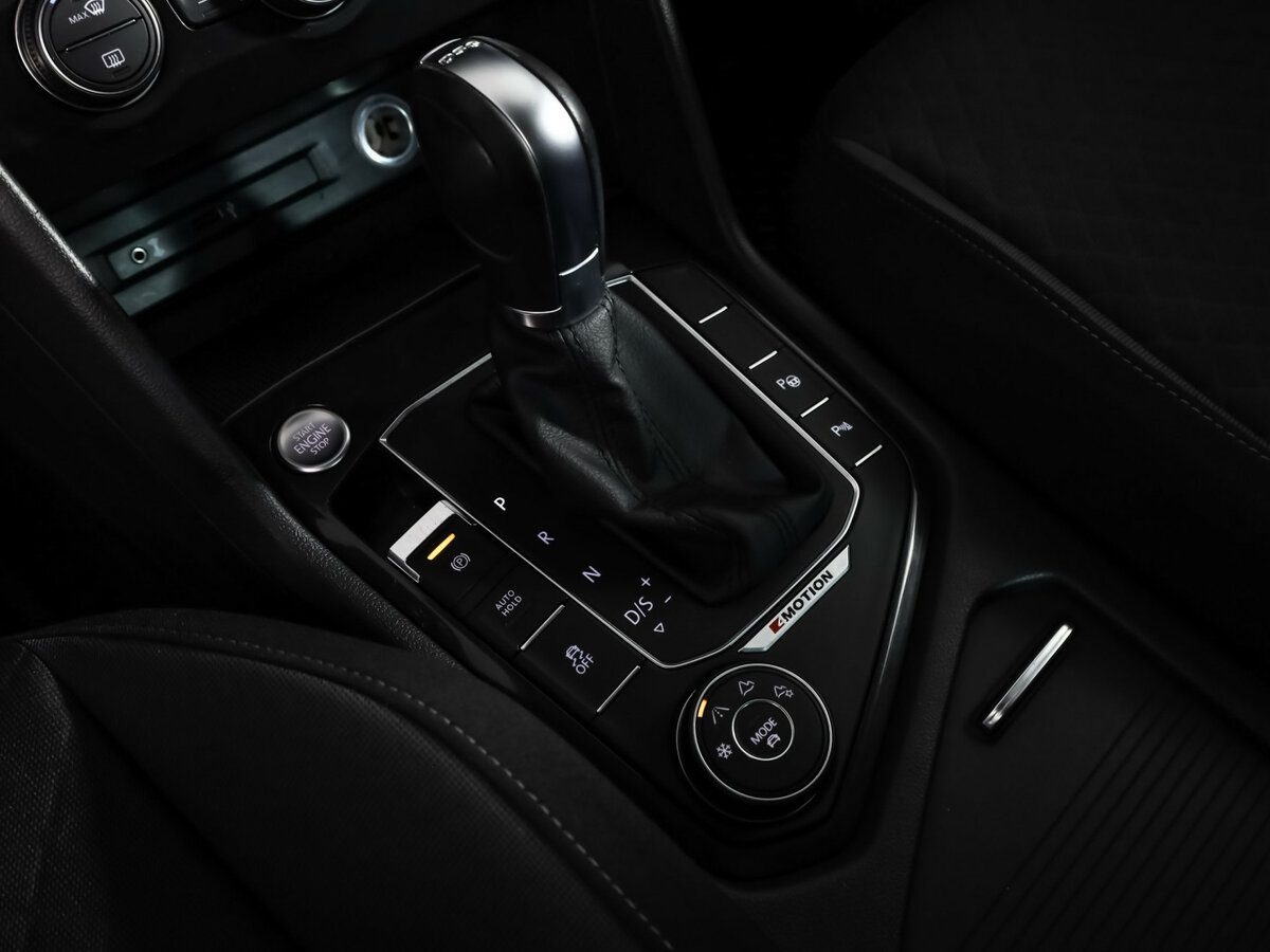 Volkswagen Tiguan б/у, 2017, Роботизированная. Фото: #16