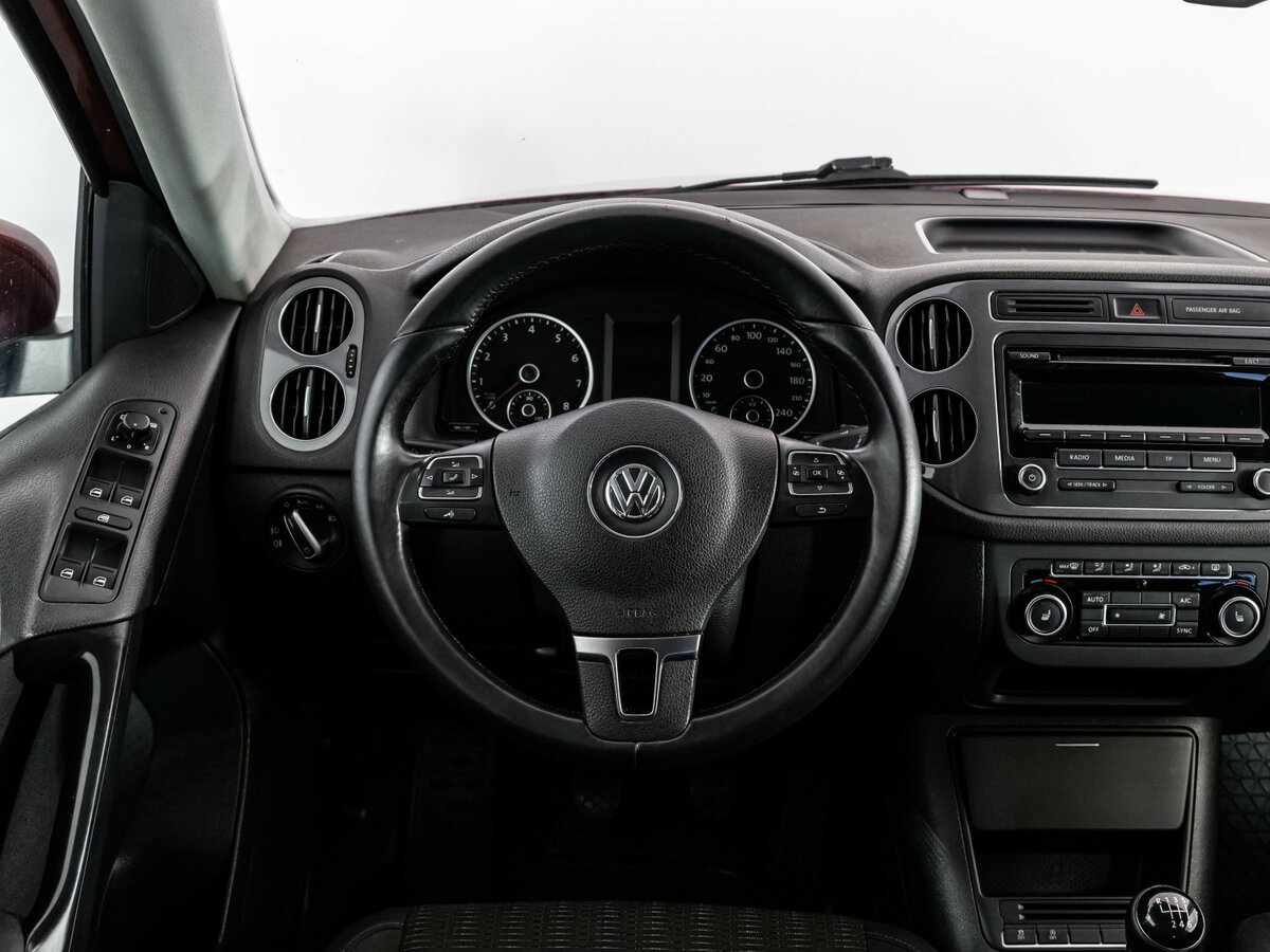 Volkswagen Tiguan б/у, 2012, Механическая. Фото: #8