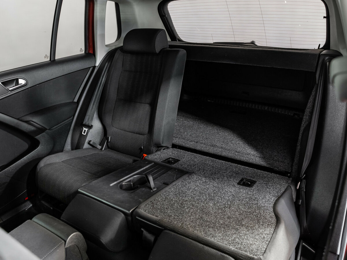 Volkswagen Tiguan б/у, 2012, Механическая. Фото: #16