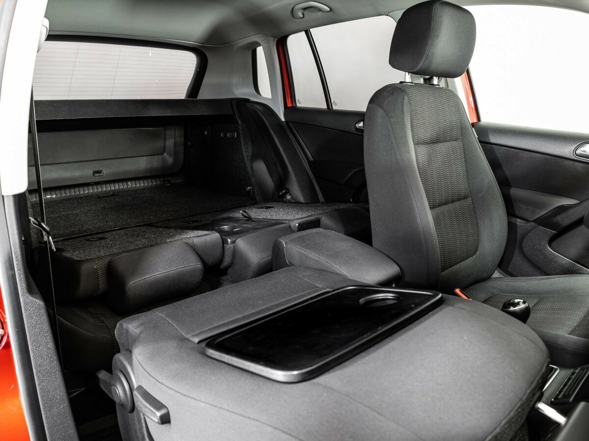 Volkswagen Tiguan б/у, 2012, Механическая. Фото: #18