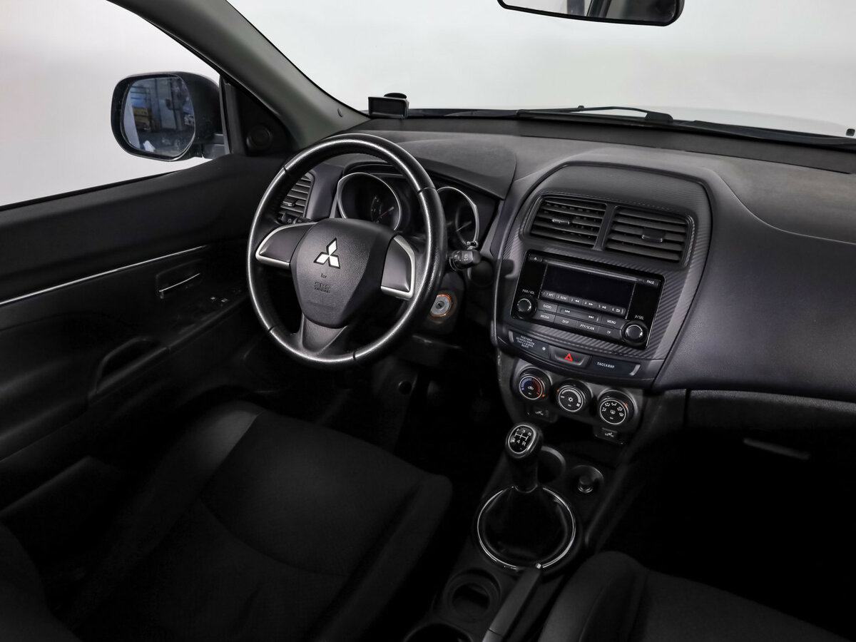 Митсубиши АС-Икс б/у, 2014, Механическая. Фото: #6