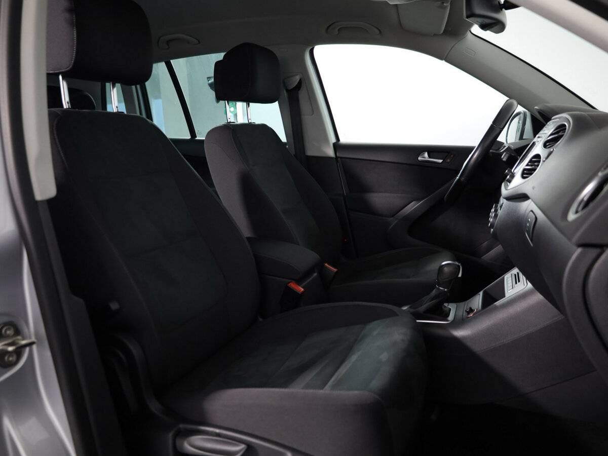 Volkswagen Tiguan б/у, 2016, Автоматическая. Фото: #11