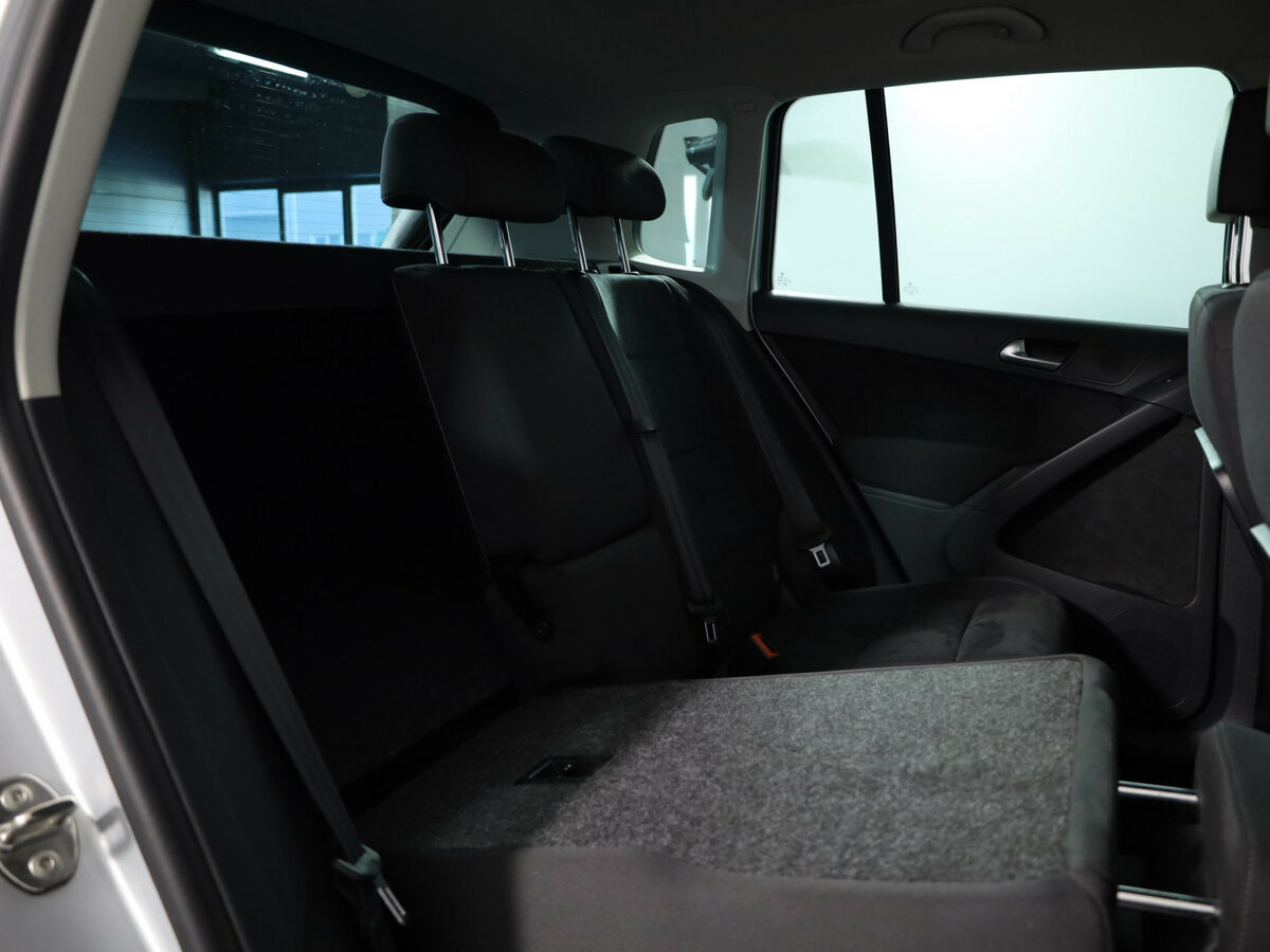 Volkswagen Tiguan б/у, 2016, Автоматическая. Фото: #15