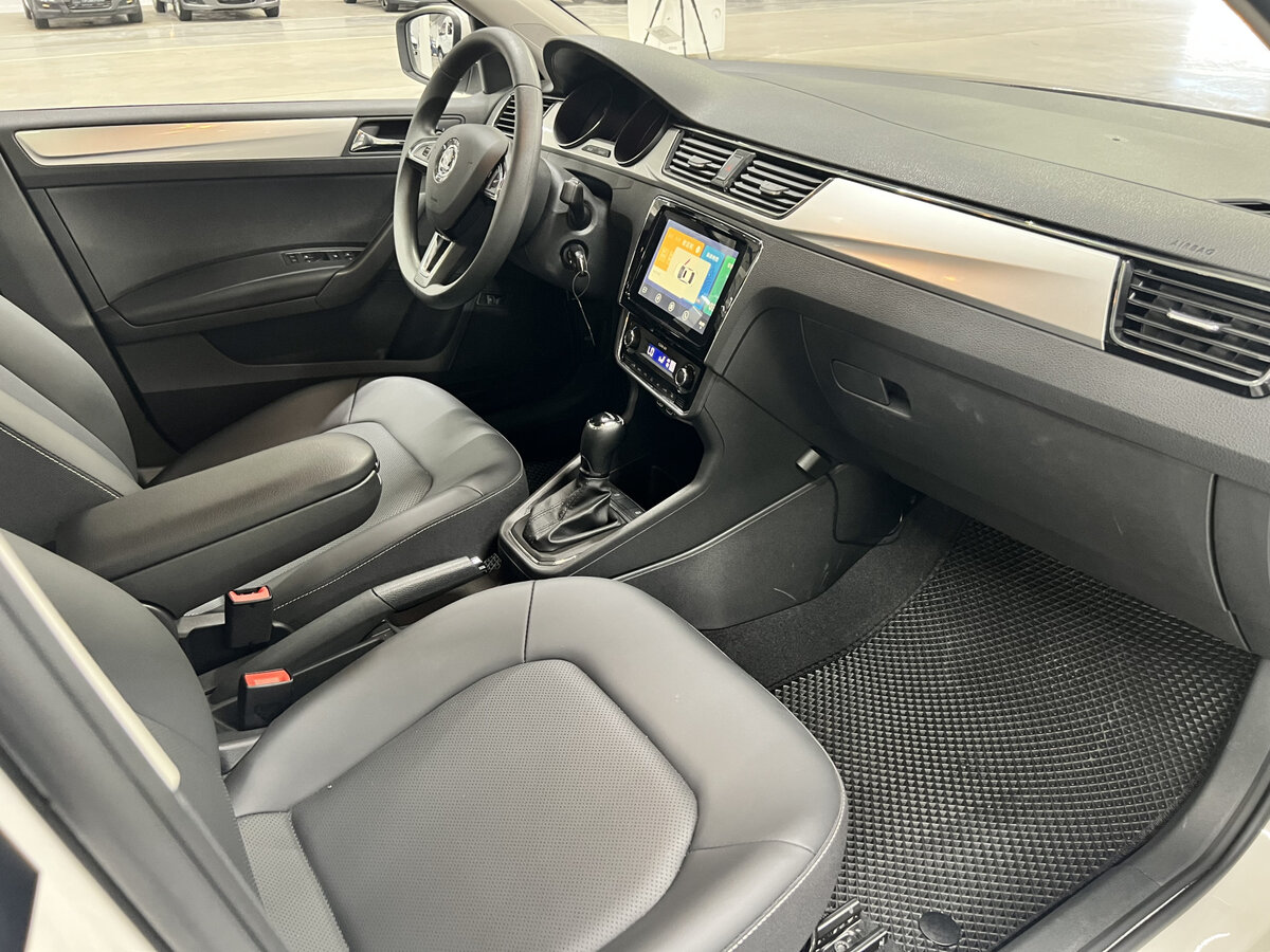 Шкода Рапид б/у, 2023, Автоматическая. Фото: #9