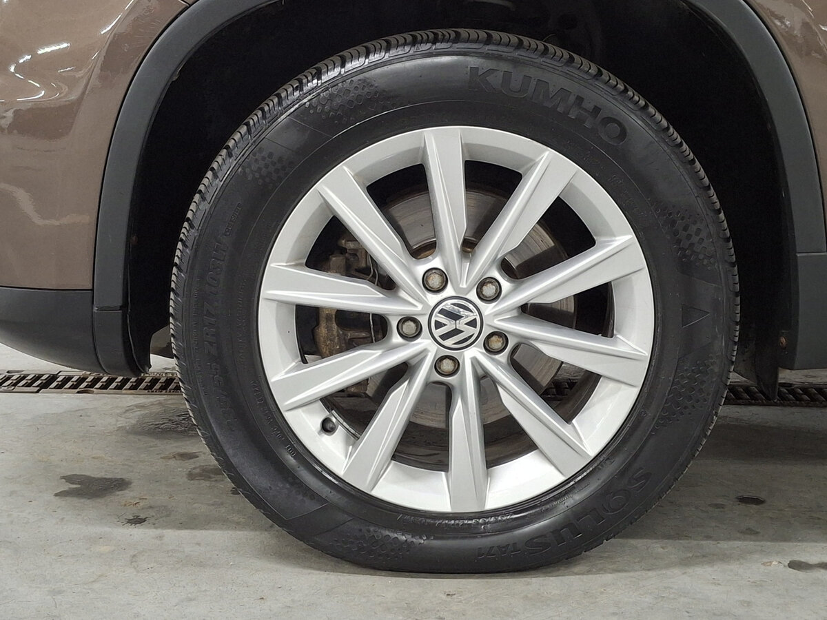 Volkswagen Tiguan б/у, 2015, Автоматическая. Фото: #17