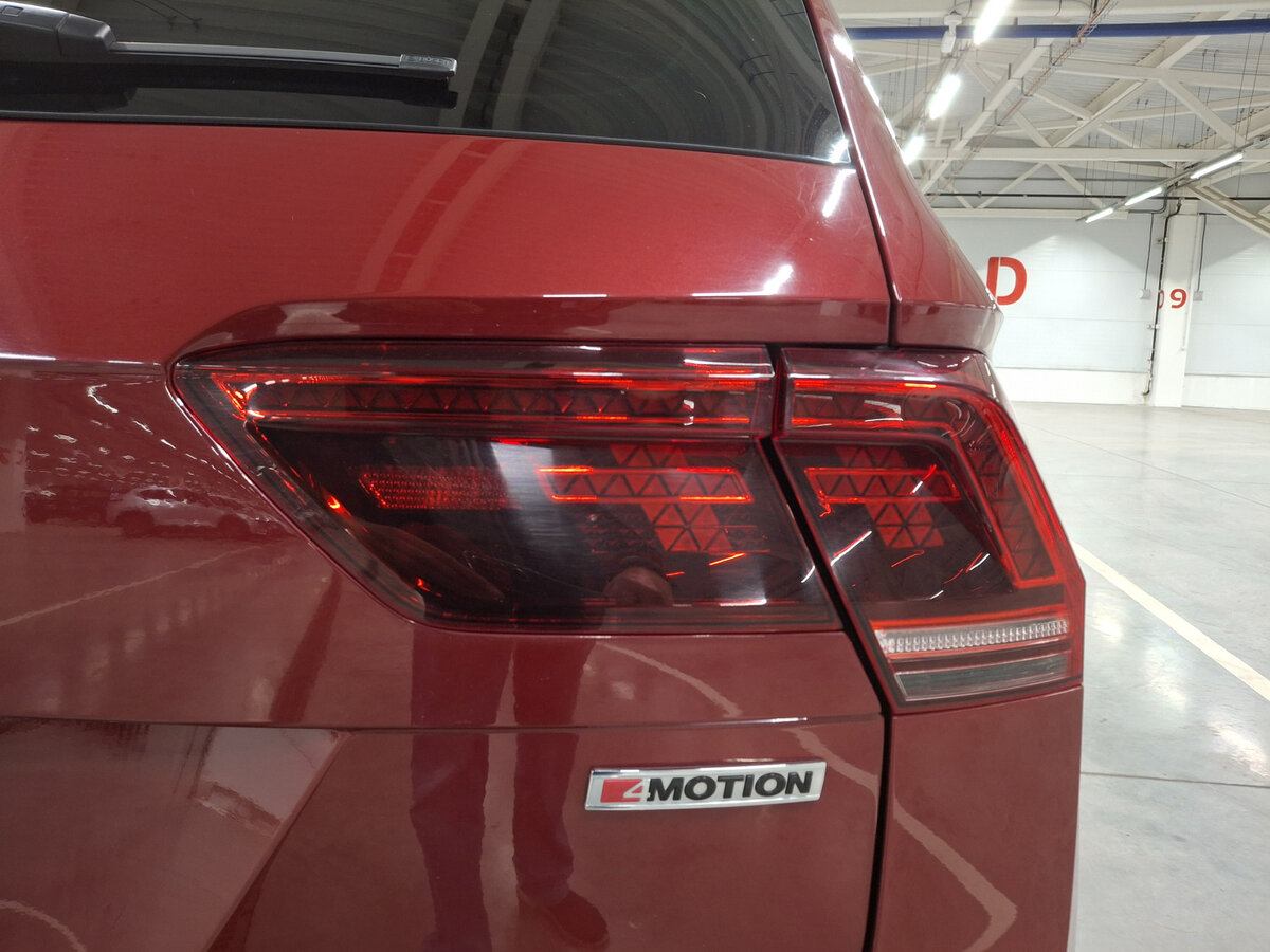 Volkswagen Tiguan б/у, 2018, Роботизированная. Фото: #8