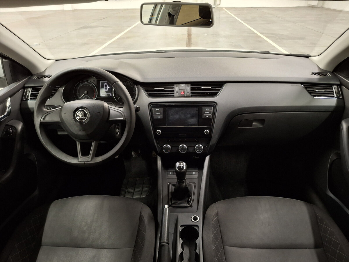 Шкода Октавия б/у, 2018, Механическая. Фото: #13