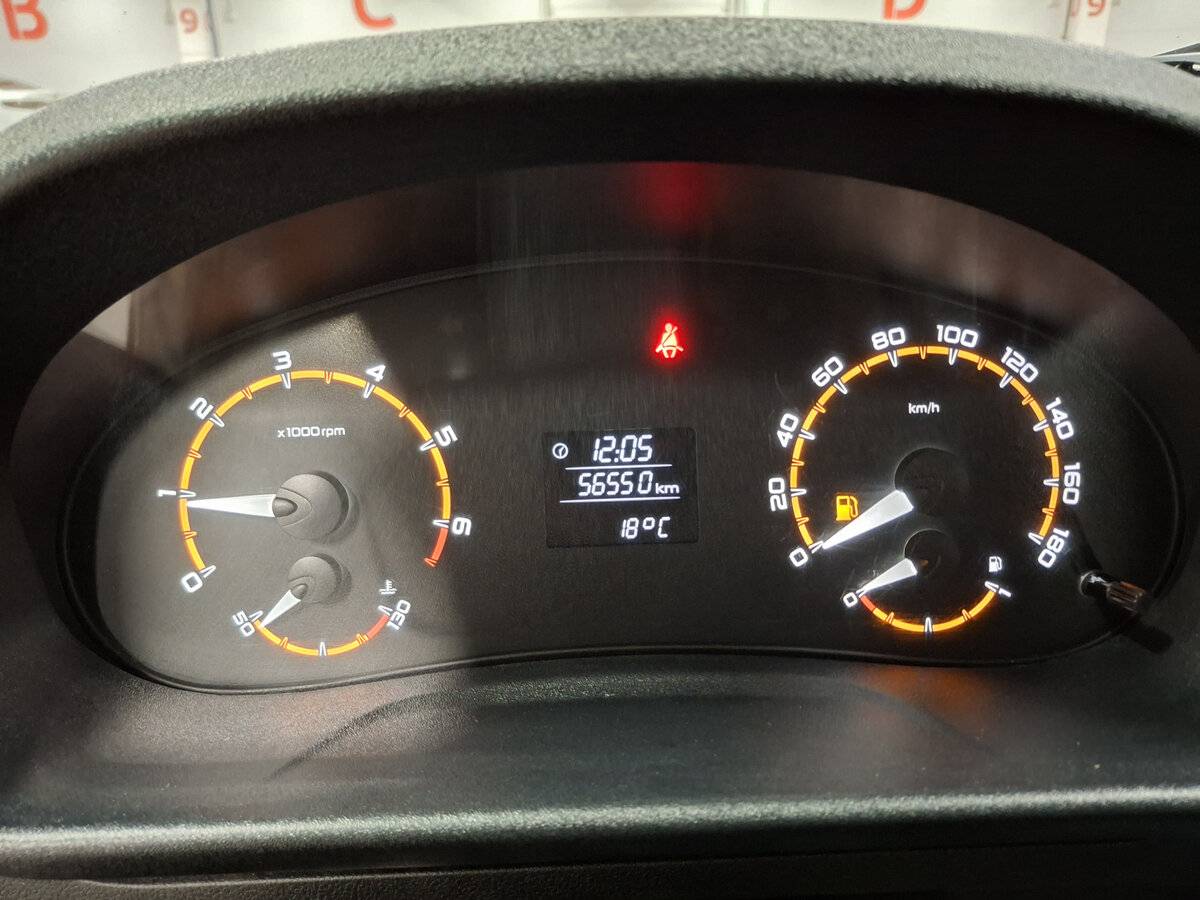 Лада (ВАЗ) Нива Лэдженд б/у, 2023, Механическая. Фото: #12