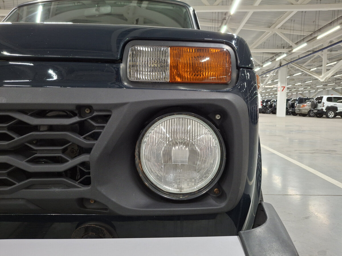 Лада (ВАЗ) Нива Лэдженд б/у, 2023, Механическая. Фото: #15