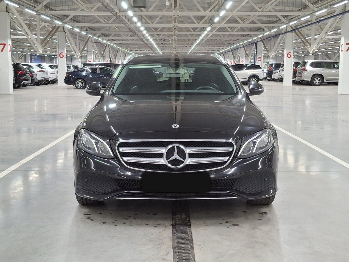 Мерседес-Бенц Е-Класс б/у, 2018, Автоматическая. Фото: #1