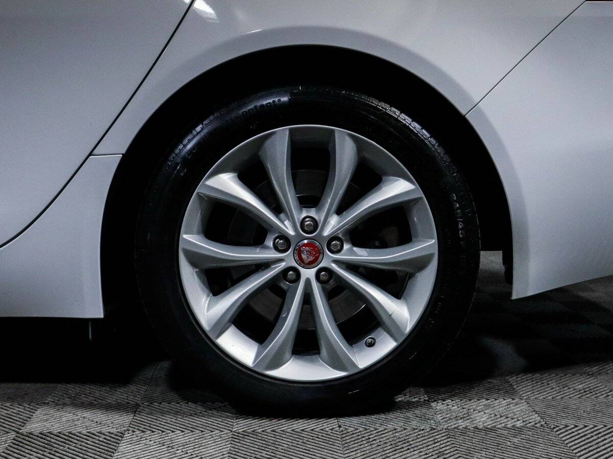 Jaguar XF б/у, 2018, Автоматическая. Фото: #11