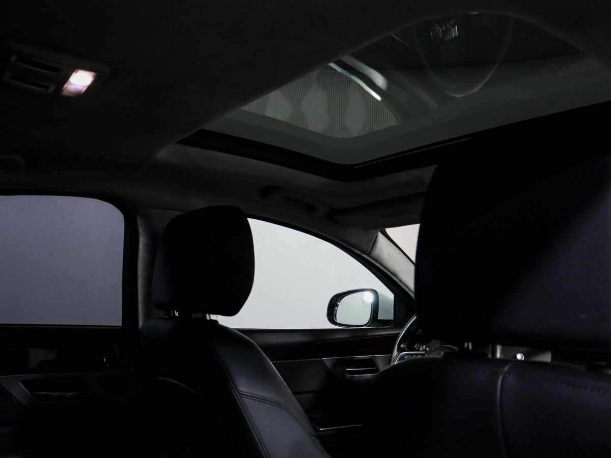 Jaguar XF б/у, 2018, Автоматическая. Фото: #14