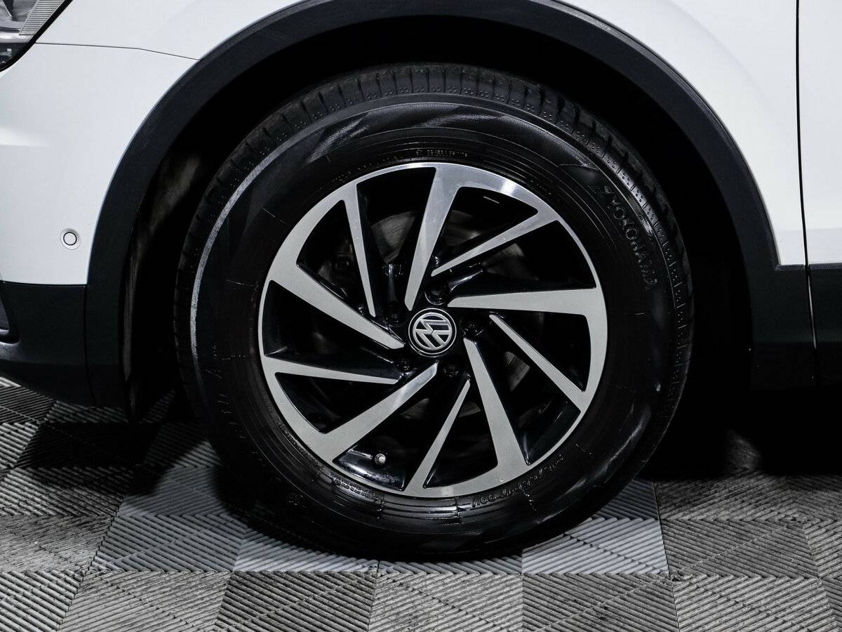 Volkswagen Tiguan б/у, 2018, Роботизированная. Фото: #13