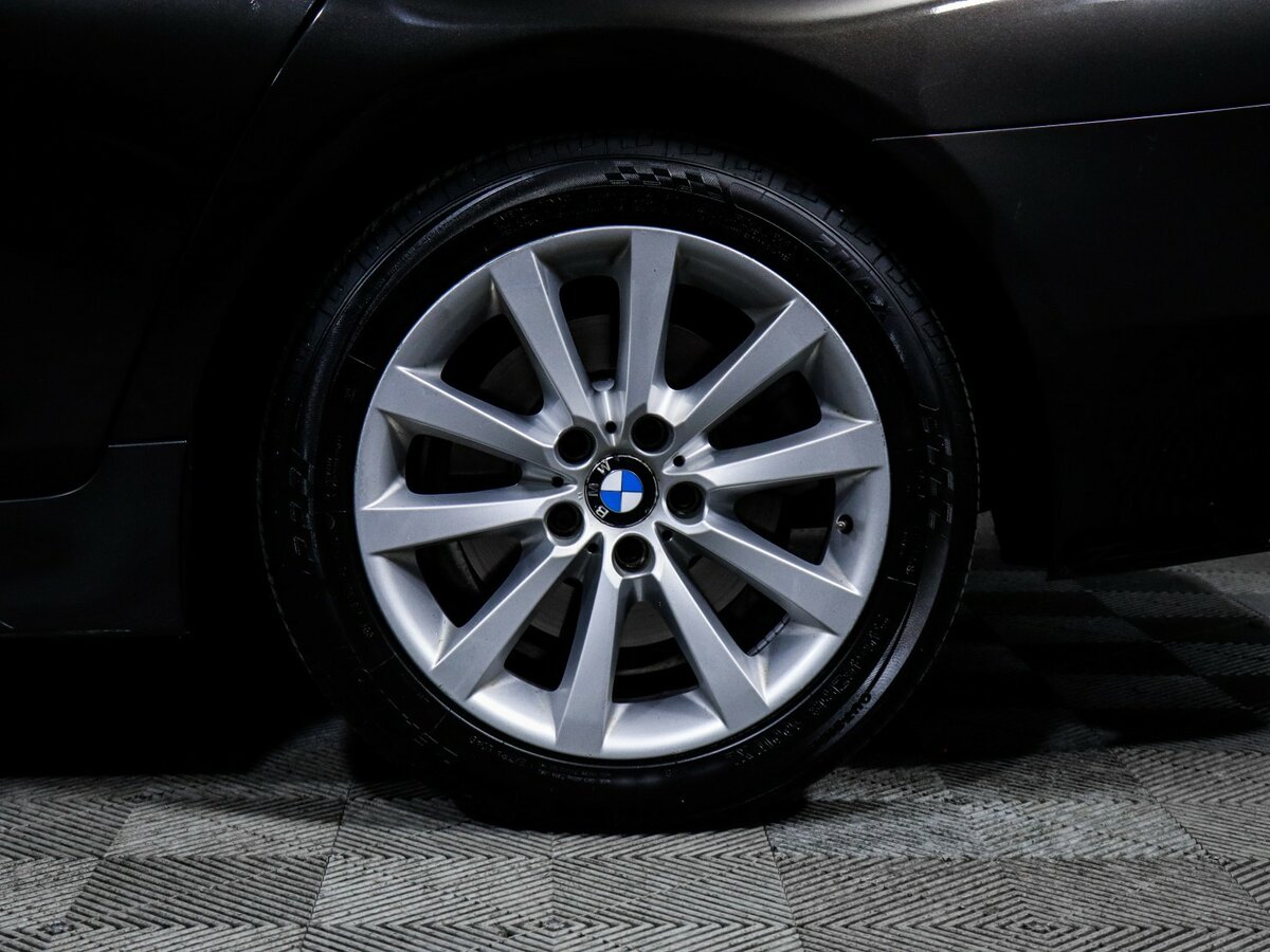 БМВ 5 серии б/у, 2014, Автоматическая. Фото: #10