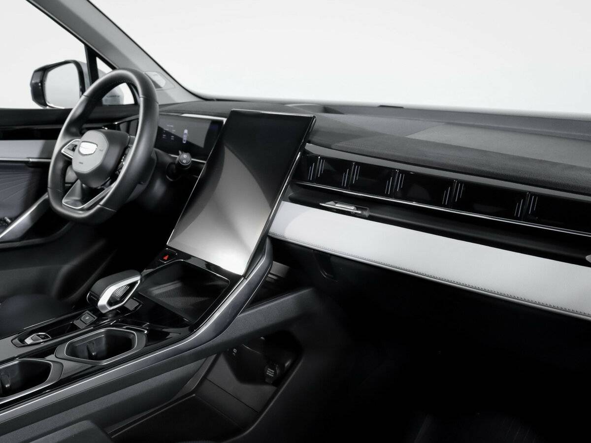 Джили Атлас б/у, 2023, Роботизированная. Фото: #8