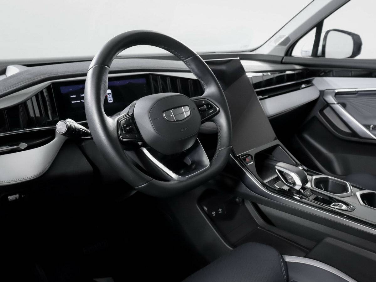 Джили Атлас б/у, 2023, Роботизированная. Фото: #12