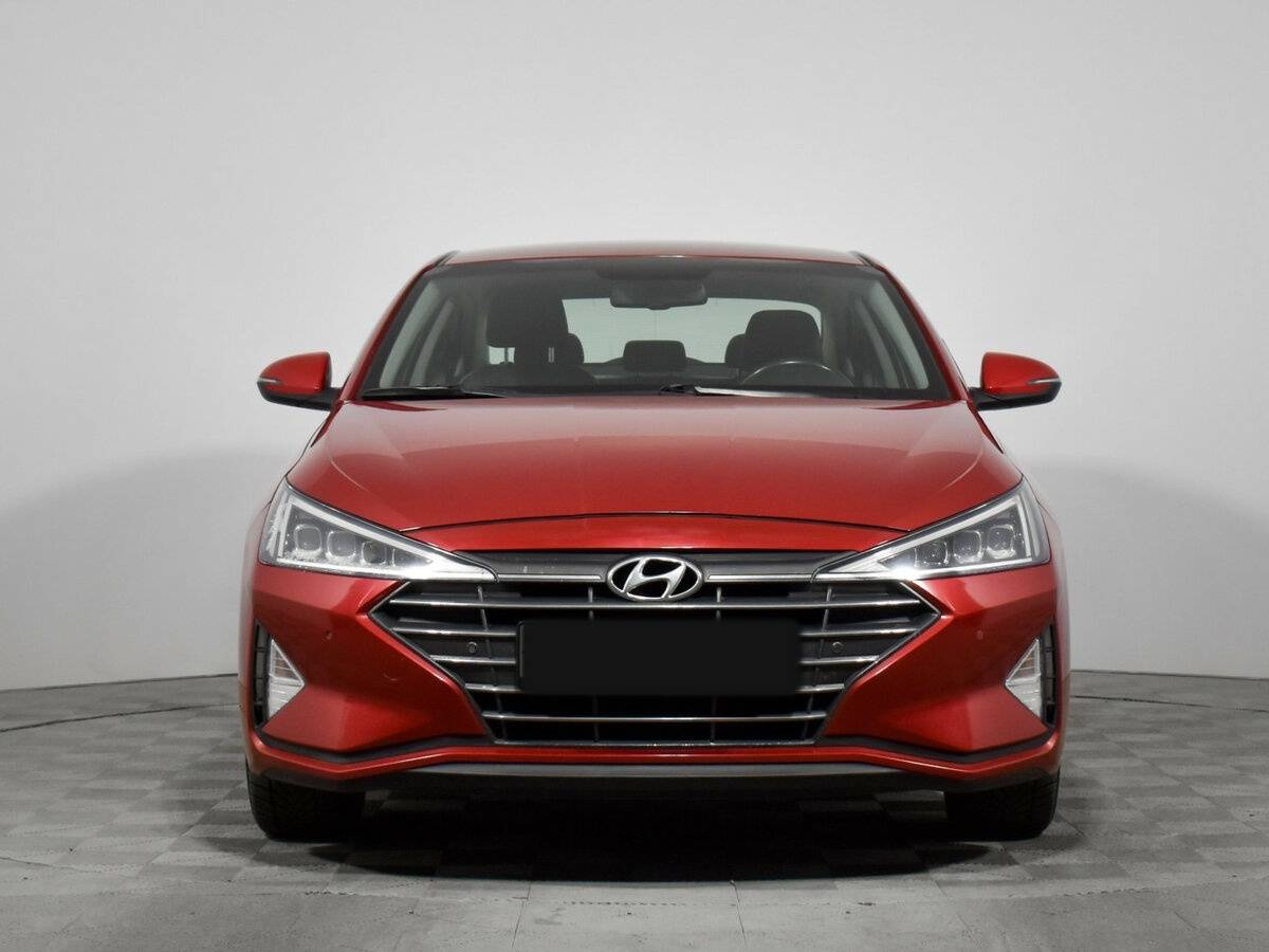 Hyundai Elantra б/у, 2019, Автоматическая. Фото: #1