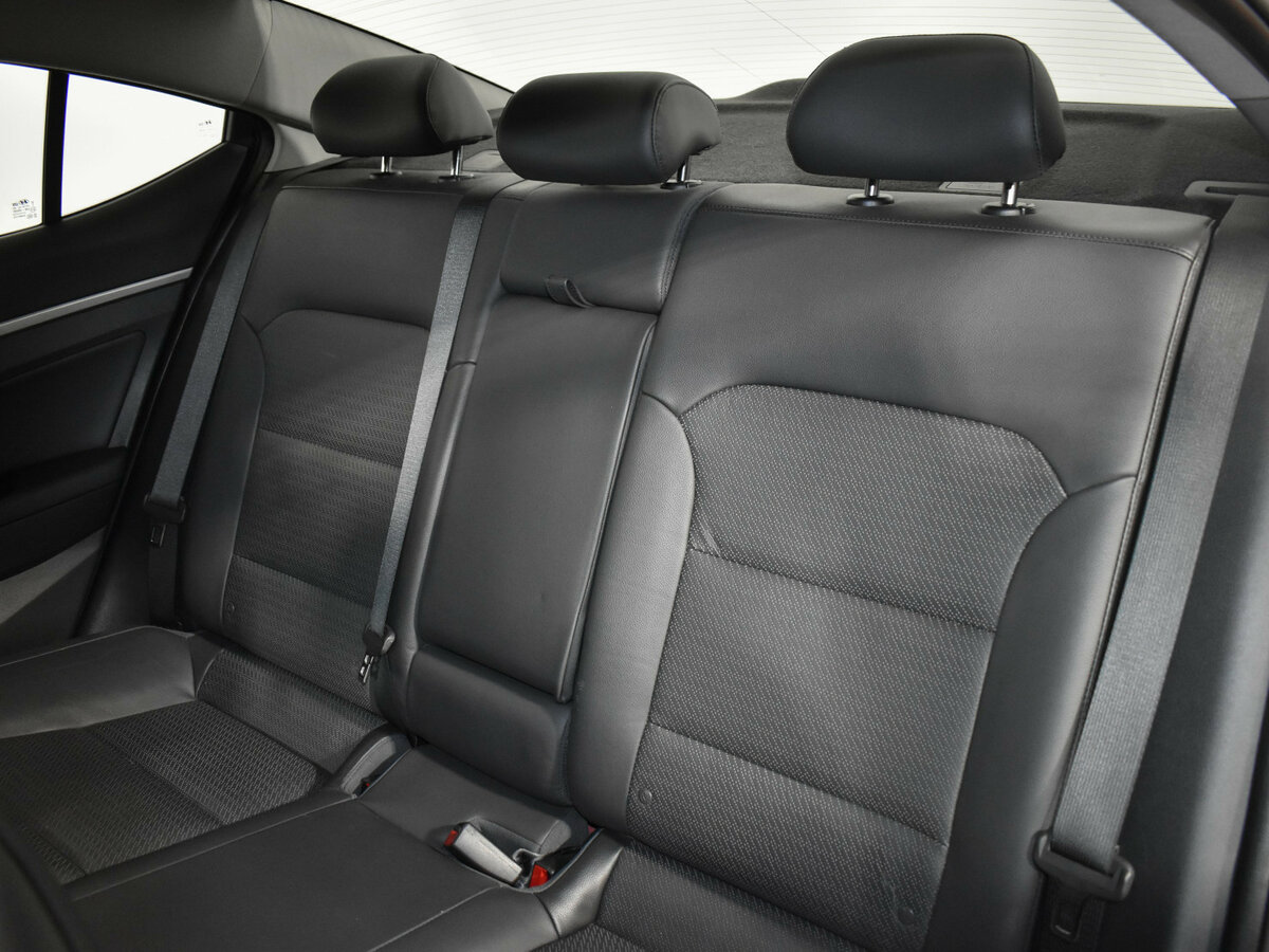 Hyundai Elantra б/у, 2019, Автоматическая. Фото: #11