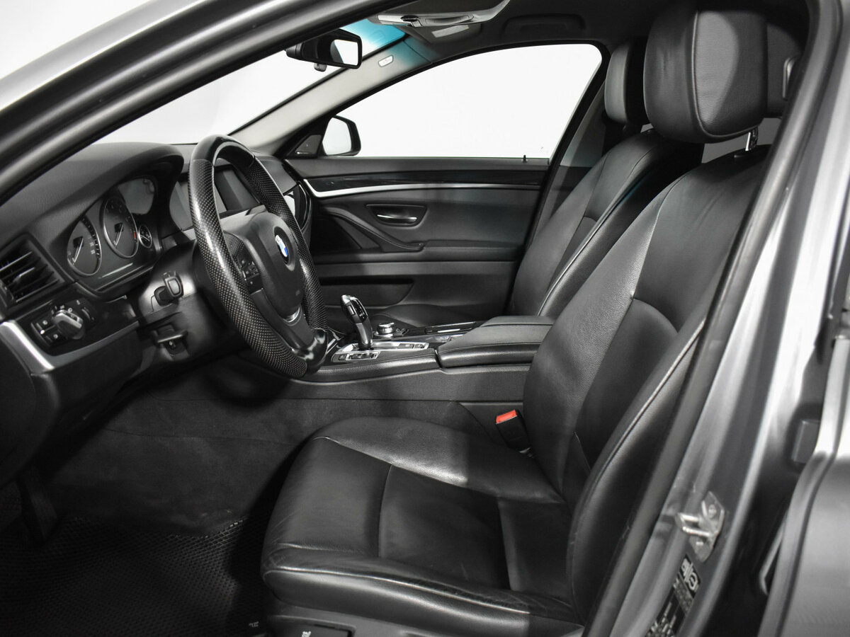 БМВ 5 серии б/у, 2013, Автоматическая. Фото: #7