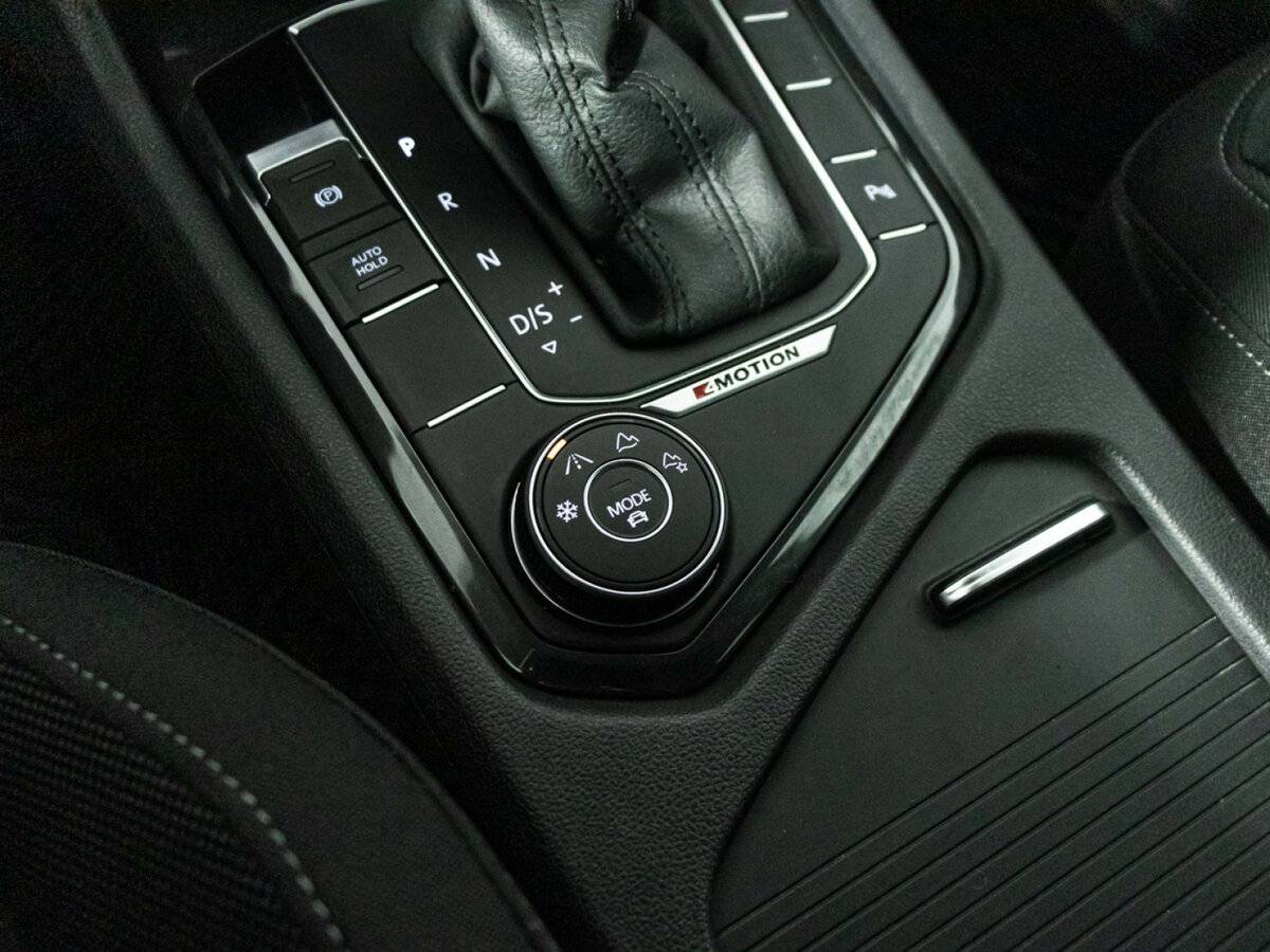 Volkswagen Tiguan б/у, 2018, Роботизированная. Фото: #15