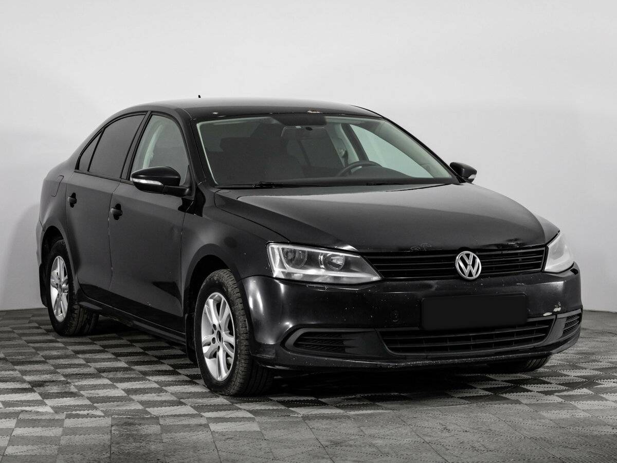 Volkswagen Jetta б/у, 2013, Автоматическая. Фото: #2