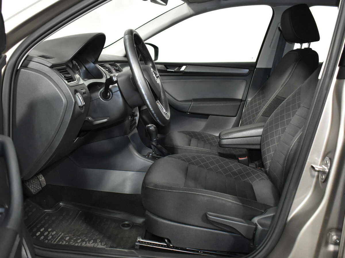 Шкода Рапид б/у, 2019, Роботизированная. Фото: #10