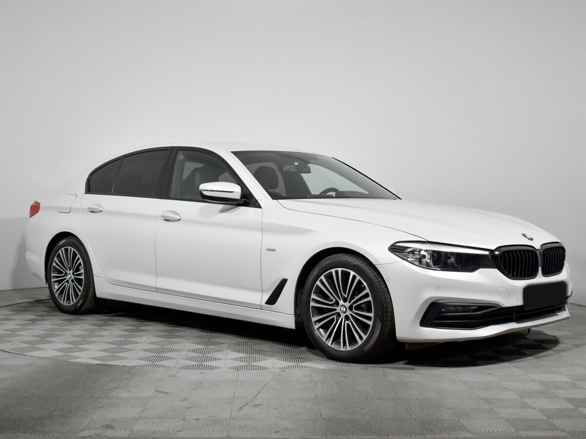 БМВ 5 серии б/у, 2017, Автоматическая. Фото: #2