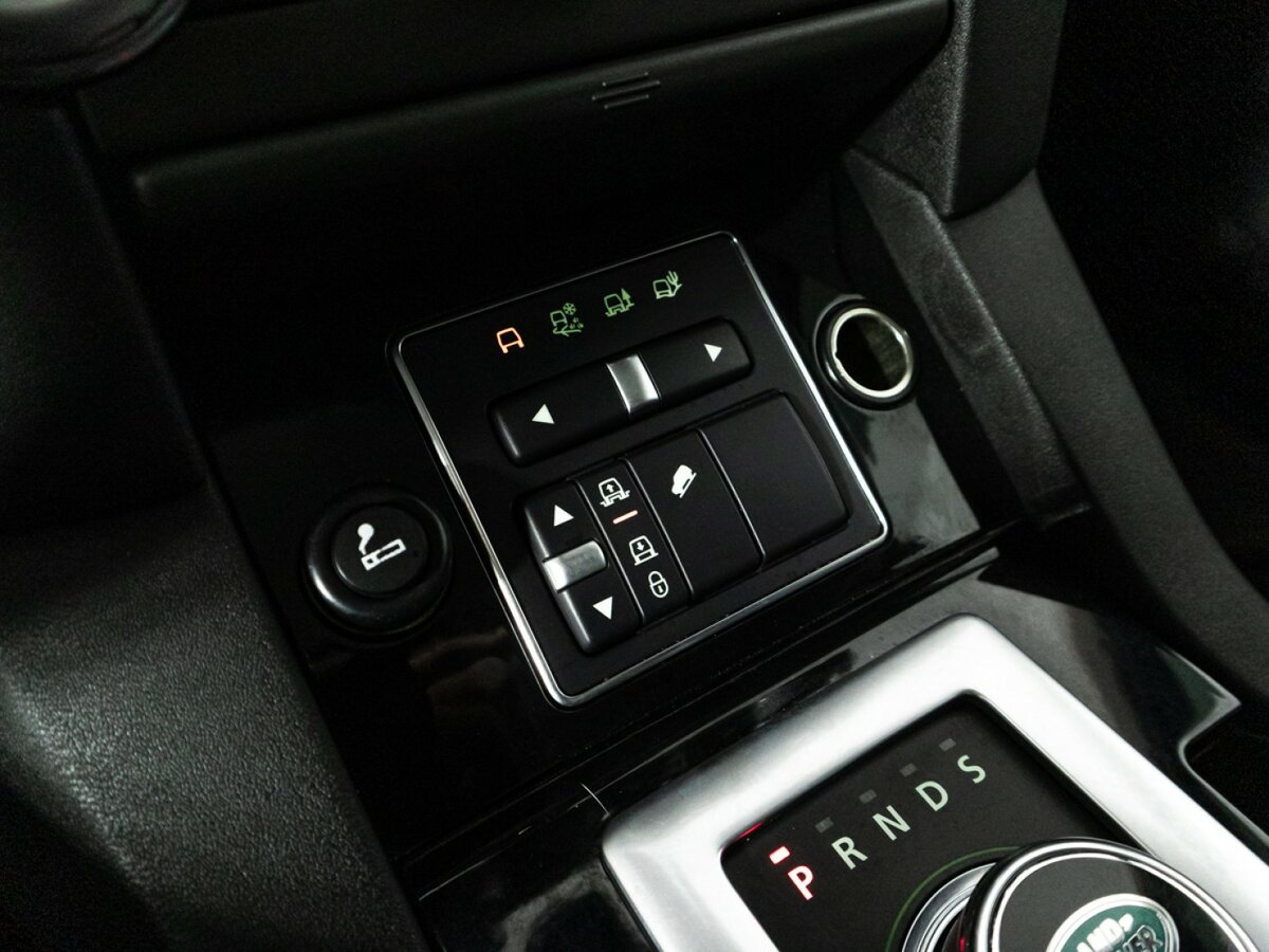 Лэнд Ровер Дискавери б/у, 2014, Автоматическая. Фото: #17