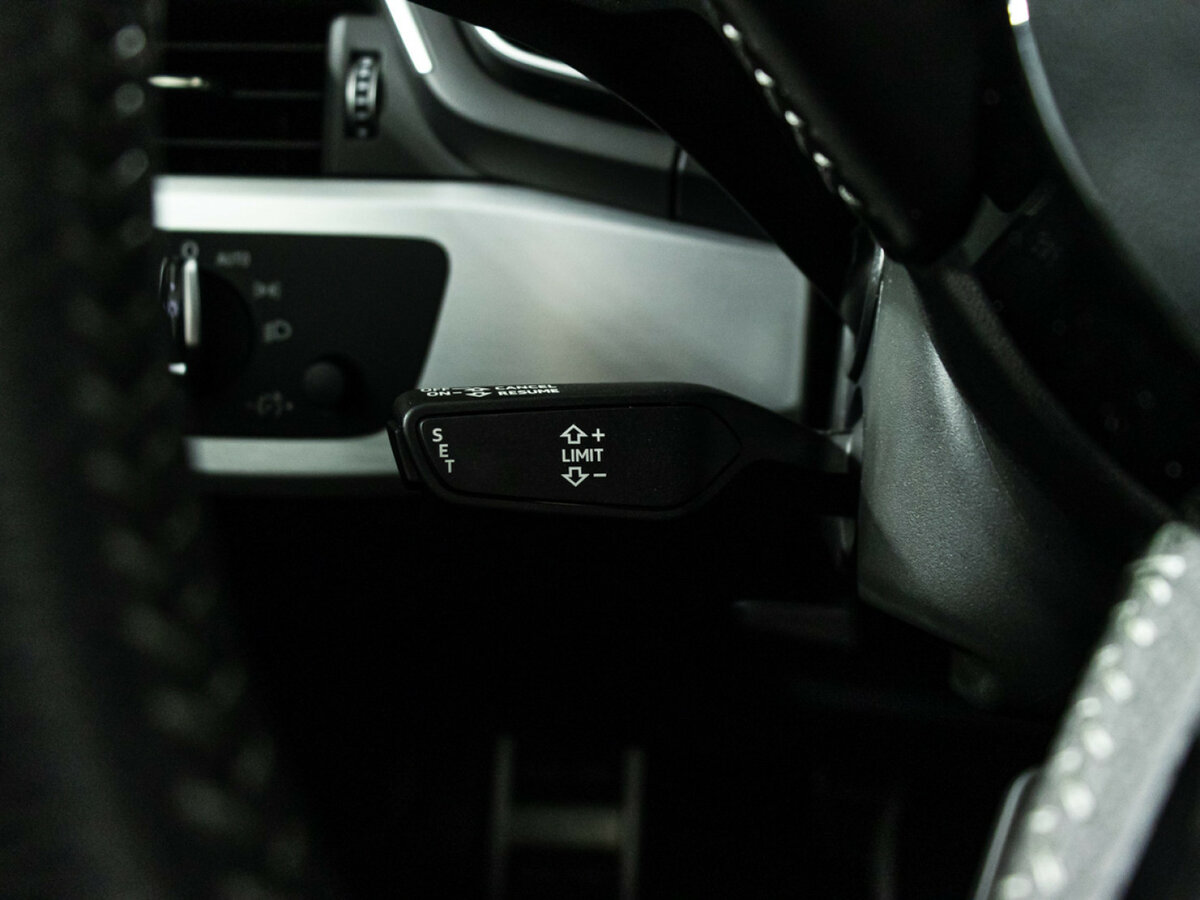 Ауди А4 б/у, 2016, Роботизированная. Фото: #17