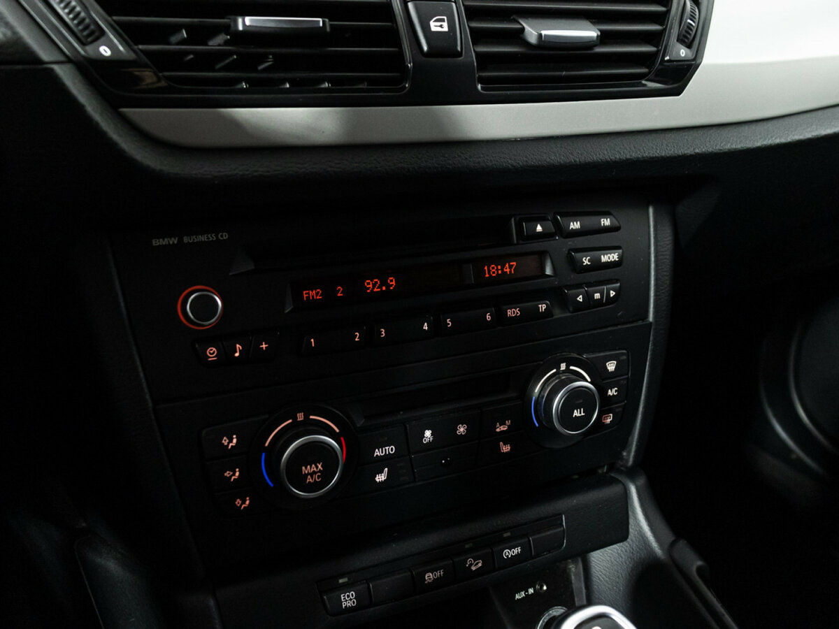 БМВ Икс1 б/у, 2014, Автоматическая. Фото: #14