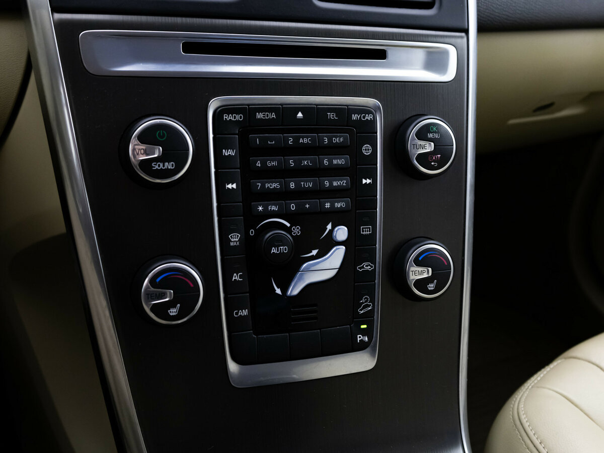 Вольво ИксЦ60 б/у, 2014, Автоматическая. Фото: #11