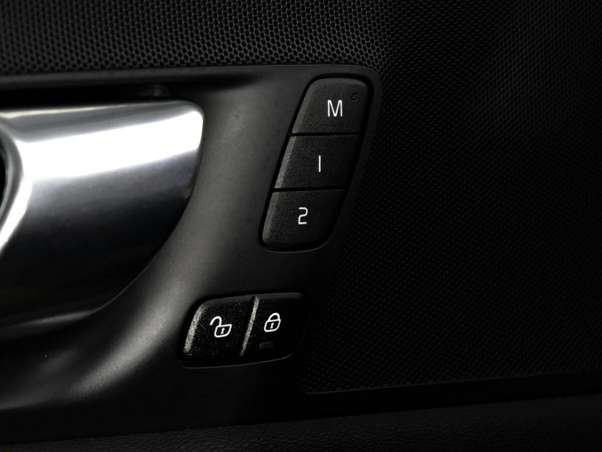 Вольво ИксЦ60 б/у, 2019, Автоматическая. Фото: #14