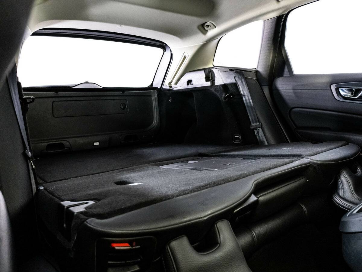 Вольво ИксЦ60 б/у, 2019, Автоматическая. Фото: #19