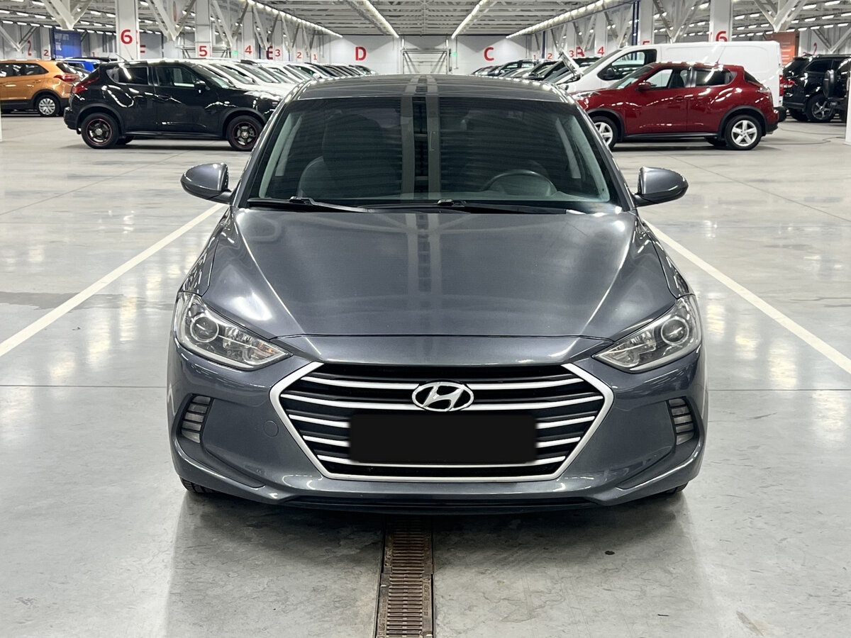 Hyundai Elantra б/у, 2016, Механическая. Фото: #1