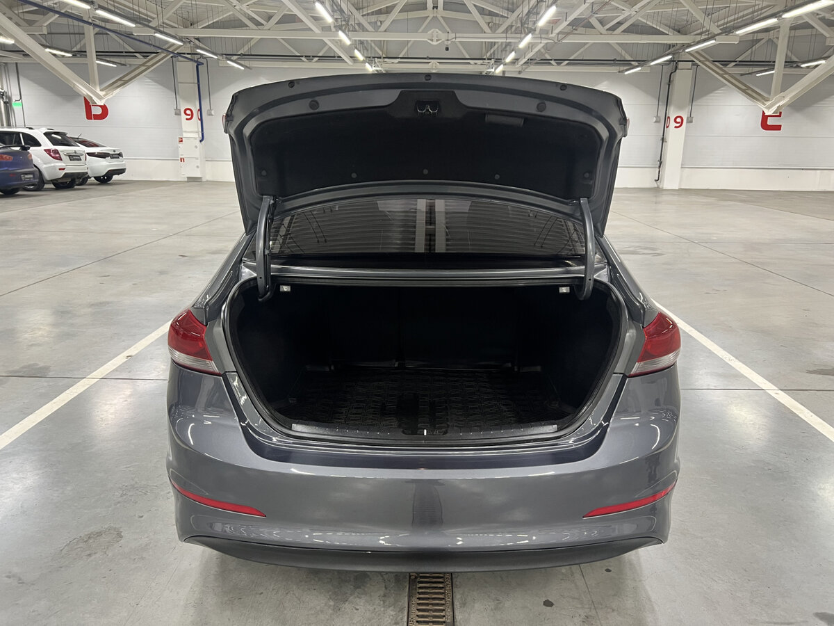 Hyundai Elantra б/у, 2016, Механическая. Фото: #9