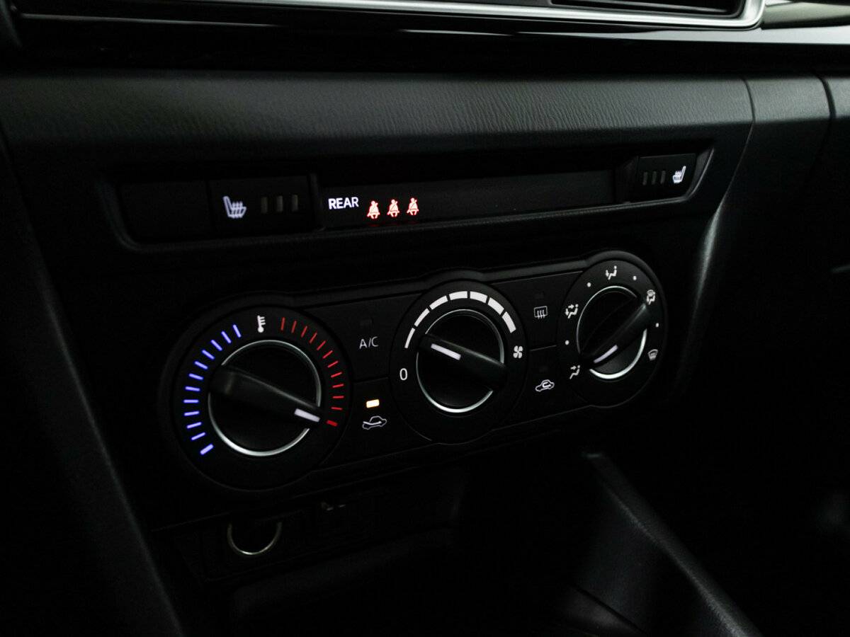 Мазда 3 б/у, 2014, Механическая. Фото: #16