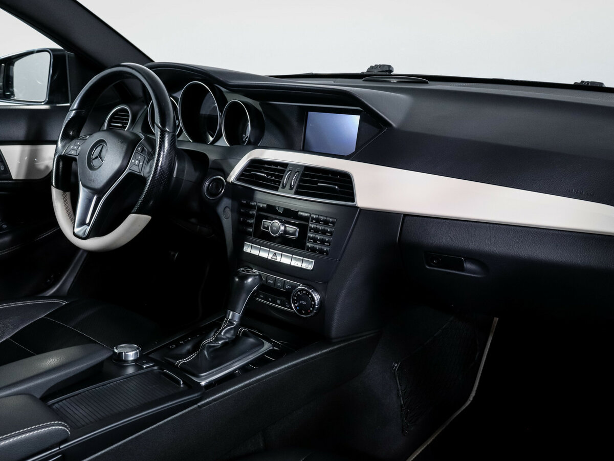 Мерседес-Бенц Ц-Класс б/у, 2012, Автоматическая. Фото: #6