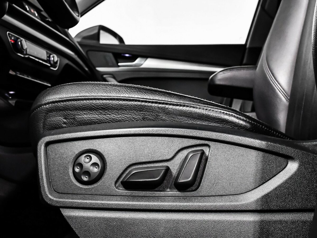 Ауди К5 б/у, 2019, Роботизированная. Фото: #10