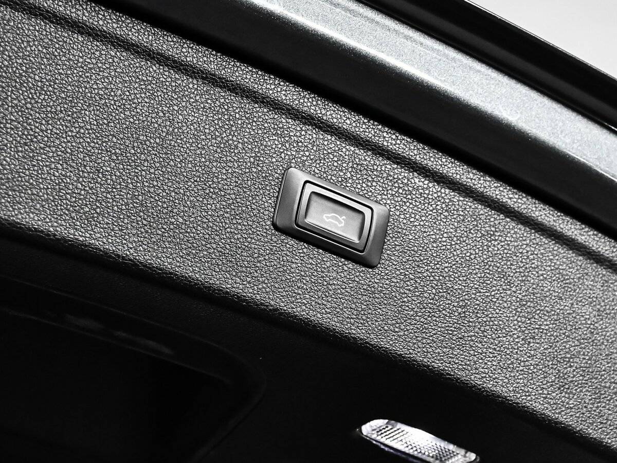 Ауди К5 б/у, 2019, Роботизированная. Фото: #13